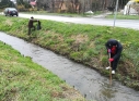Zdjęcie 16 - Sprzątanie rzeki Wyżnicy na terenie Miasta Kraśnik - Operacja Czysta Rzeka