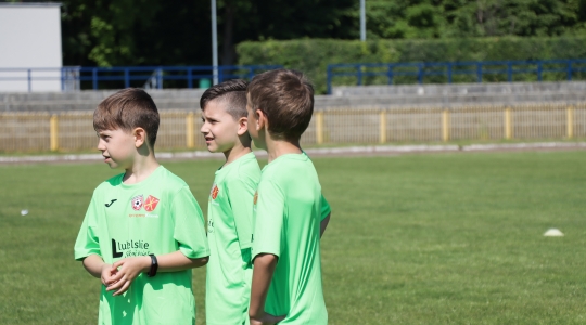 Zdjęcie 17 - Turniej Piłki Nożnej z Okazji Dnia Dziecka