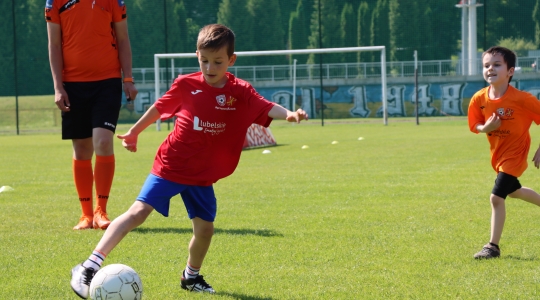 Zdjęcie 22 - Turniej Piłki Nożnej z Okazji Dnia Dziecka