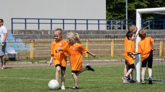 Zdjęcie 25 - Turniej Piłki Nożnej z Okazji Dnia Dziecka